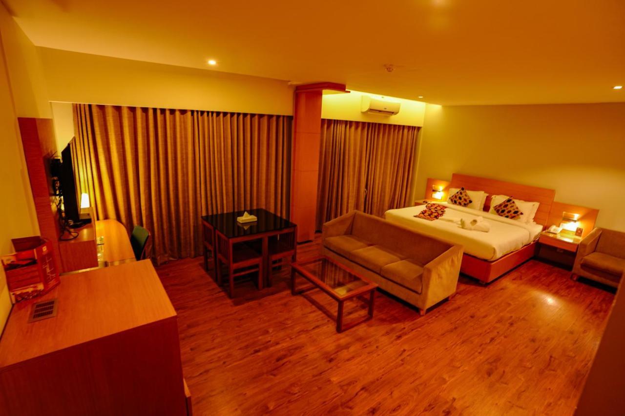 Hotel Indriya Wayanad Kalpatta Ngoại thất bức ảnh